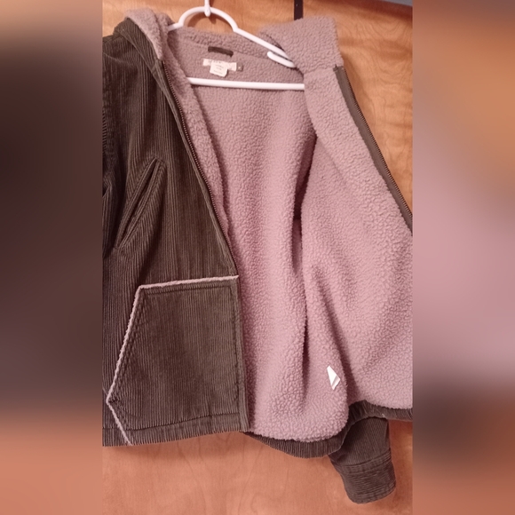 Jacket - Picture 3 of 5